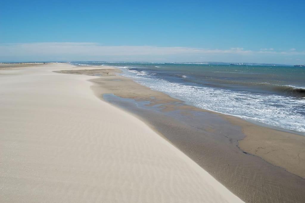 Lobilum En Camargue Villa Saint-Martin-de-Crau Luaran gambar